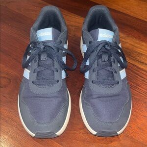 Adidas Dark Blue and Light Blue Athletic Boys Shoes Size 4.5